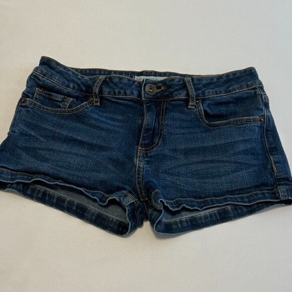 Bullhead Black Jean Shorts Size 7 - Picture 1 of 4